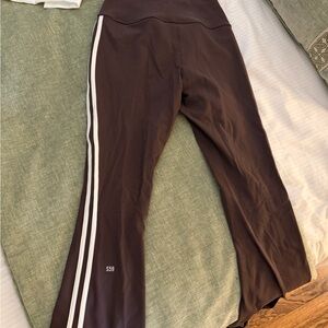 Splits 59 brown and white stripe